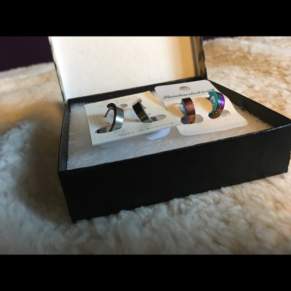 Kids hoop earrings - Picture 3 of 3